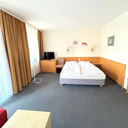 Ferienwohnung 1 im Haus Hühnergott Sellin *