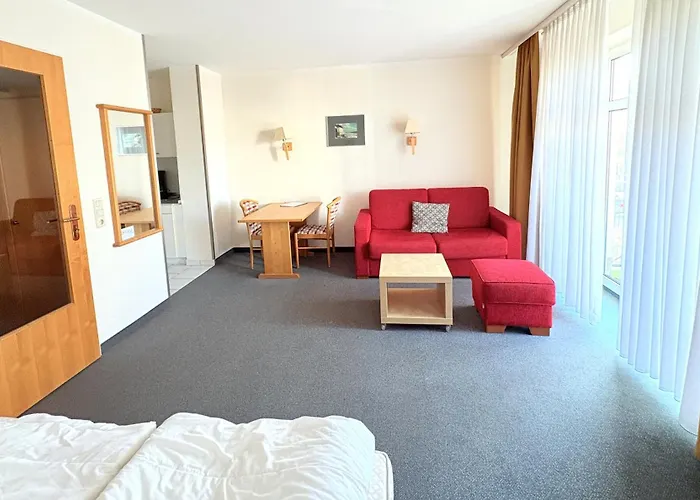 Fewo 1 Im Haus Huehnergott Sellin - Ideal Fuer Zwei, Strandnah Apartment Sellin (Rugen)